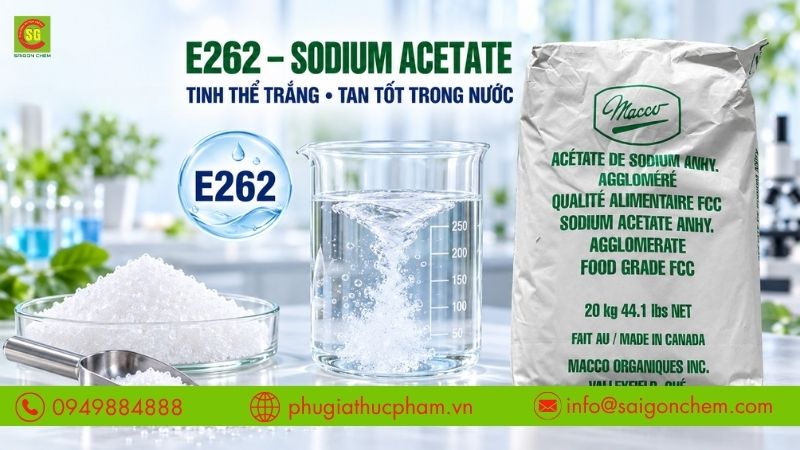 E262 là Sodium Acetate, dạng tinh thể trắng, tan tốt trong nước.