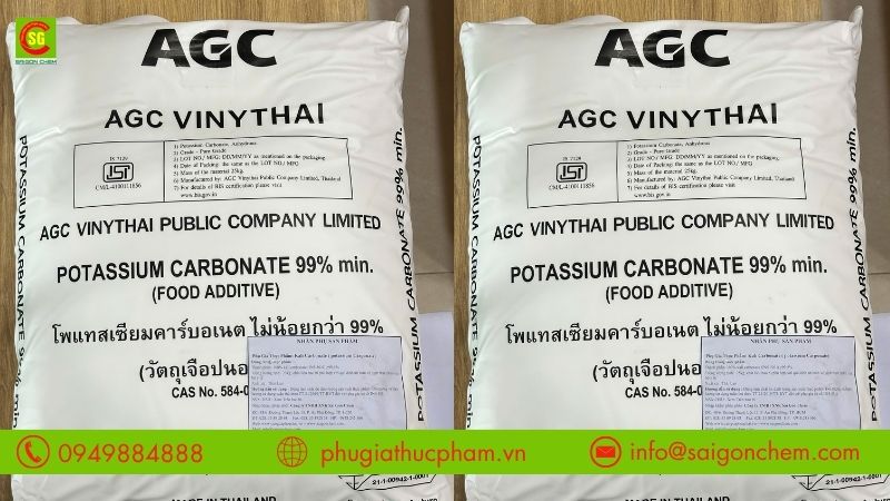 Kiểm tra bao bì kali cacbonat K2CO3 food grade và thông tin nguồn gốc sản phẩm để đảm bảo an toàn