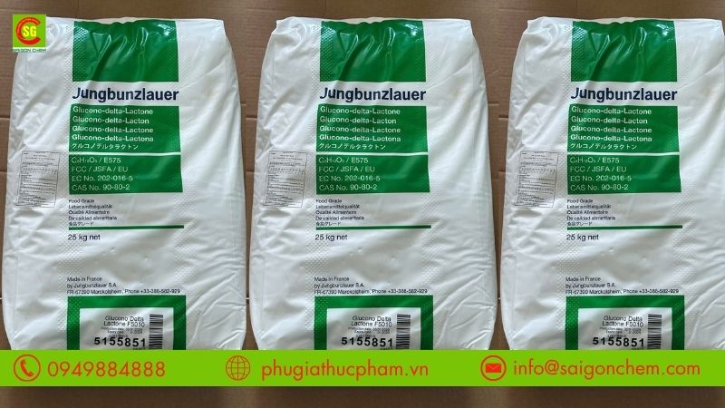 Kiểm tra nhãn sản phẩm và nguồn gốc để tìm hiểu đường nho có độc không